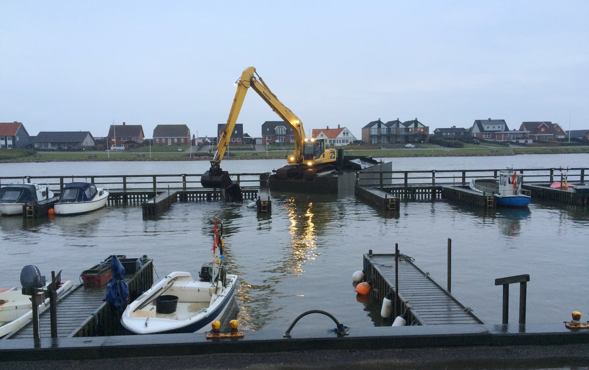 Oprensning / uddybning af havne bassin 